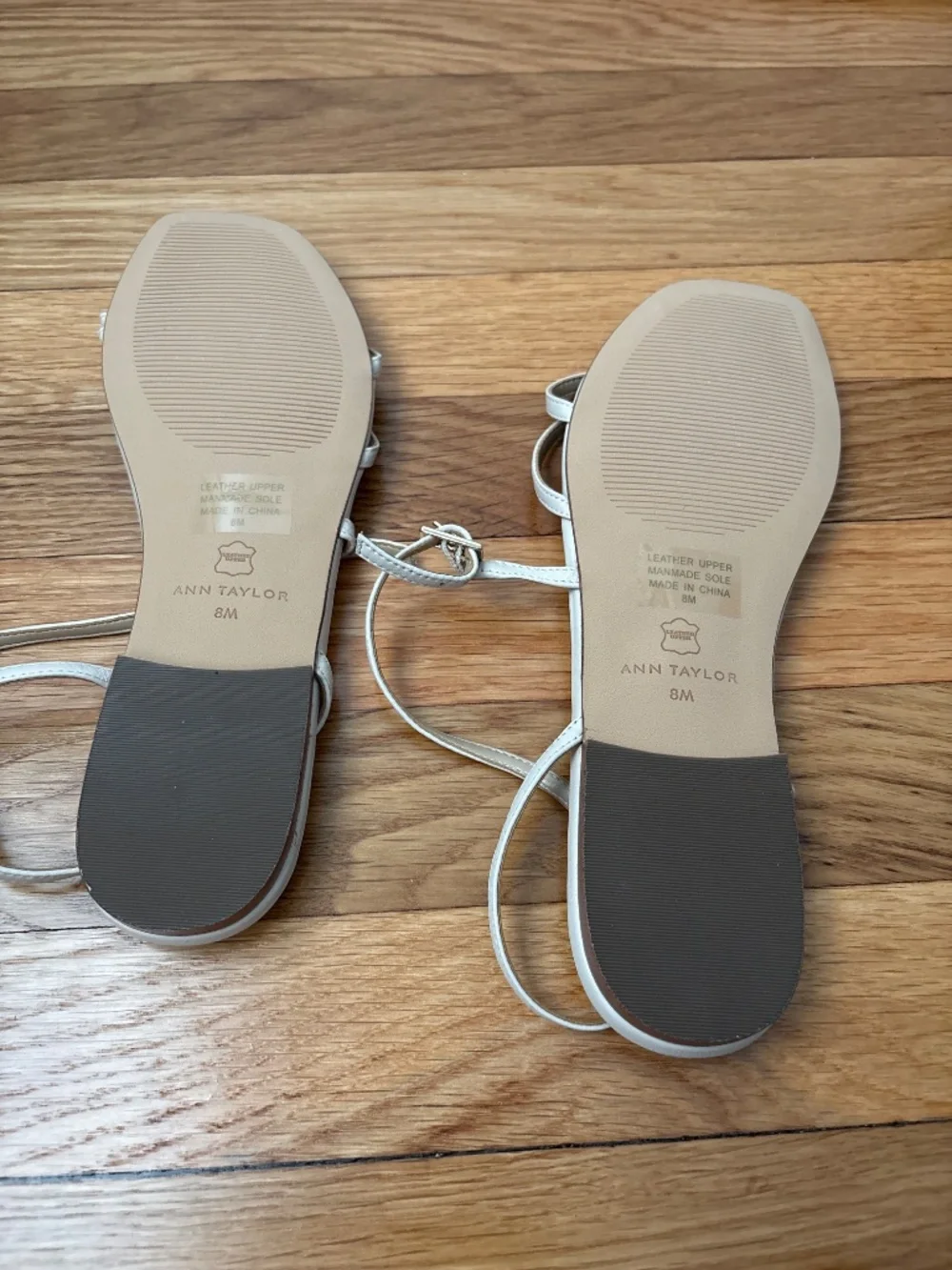 Ann Taylor Beige Flat Leather Strappy Sandals, Sz 8M, NWOB